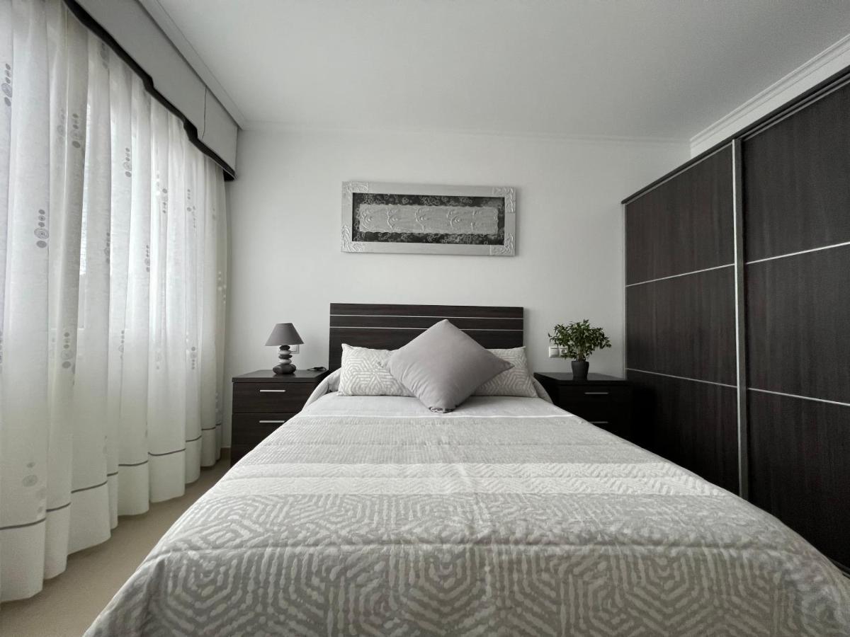 Maria De Lucia - Piso B Apartment Arou
